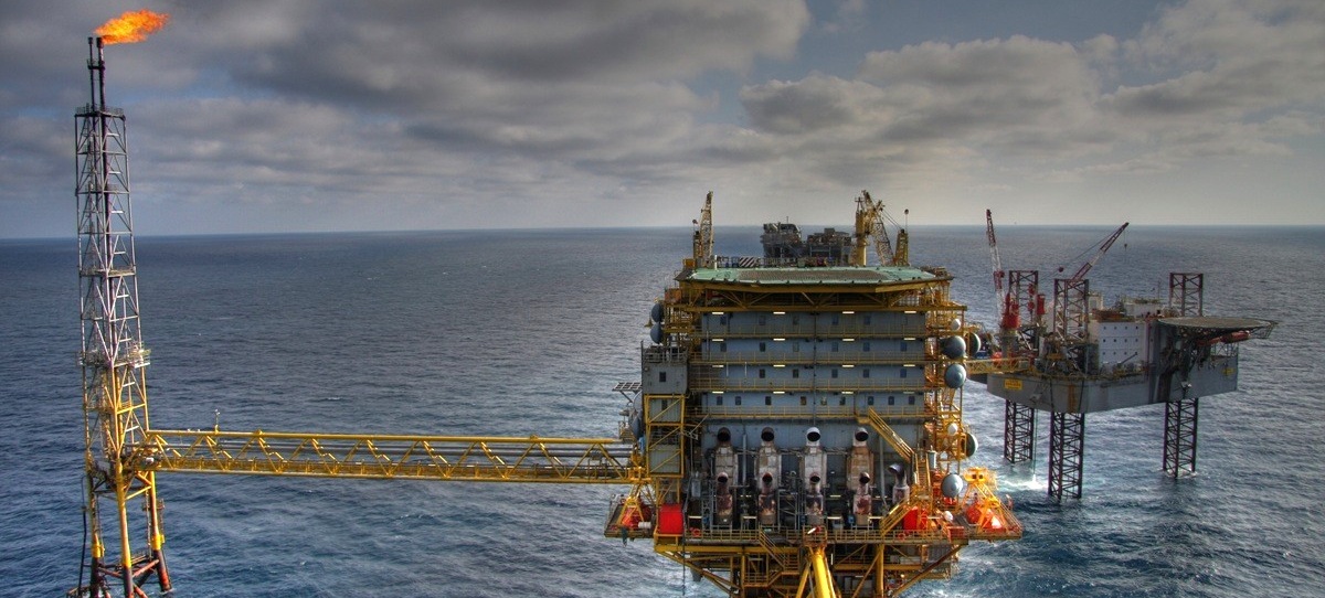 Crude oil extraction from the sea